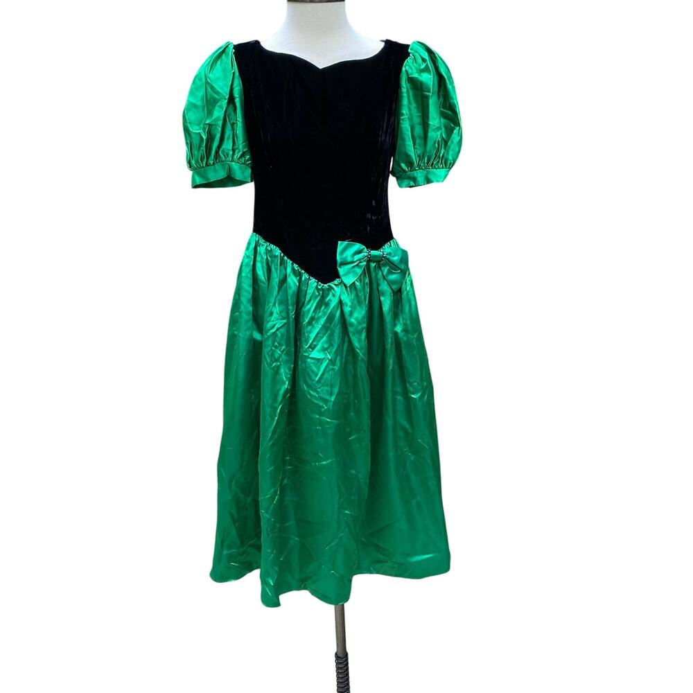 Vintage 80s Emerald Green Prom Dress Black Velvet Puff Sleeve Gunne Sax Gown 12